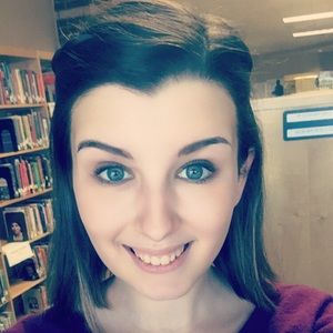 Meet your Posher, Tabitha